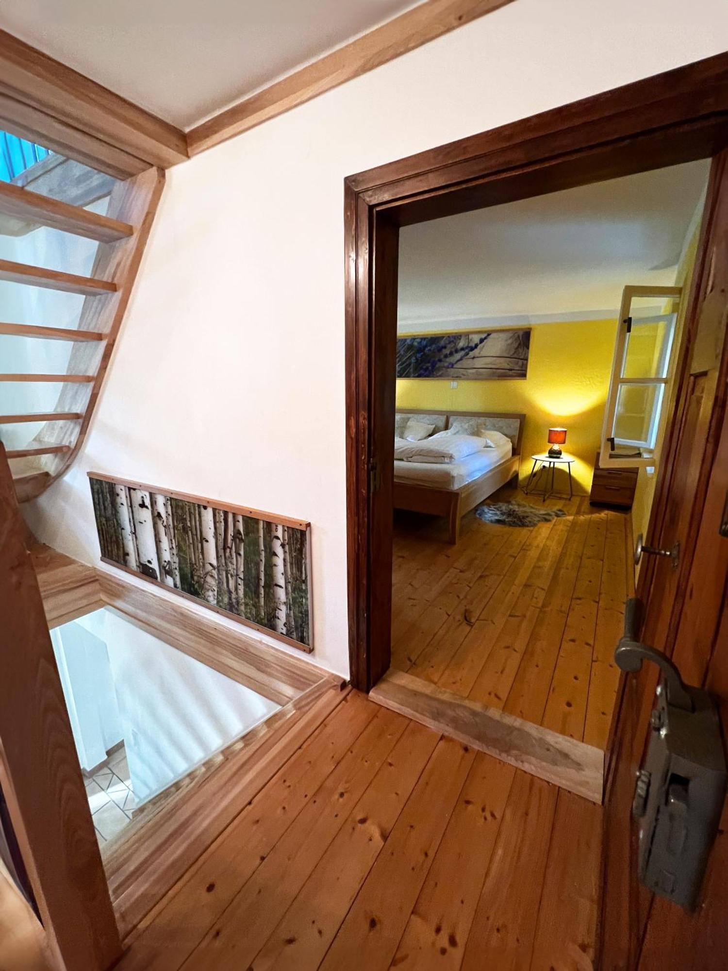 Haus Am Berzdorfer See - 3 Schlafzimmer - Ganzes Haus Zur Alleinnutzung - Terrasse - Hochwertige Ausstattung Gorlitz Exterior photo